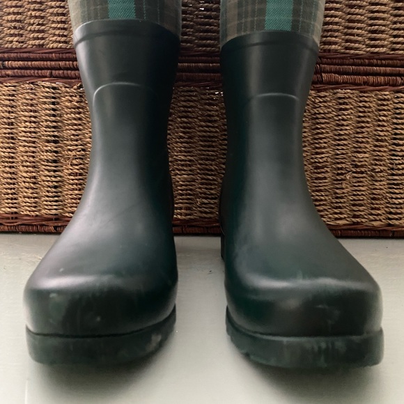 UGG Sabine βGreen & Plaidβ Wellies / Rain boots Womens SIZE 7 βοΈ - Picture 6 of 12
